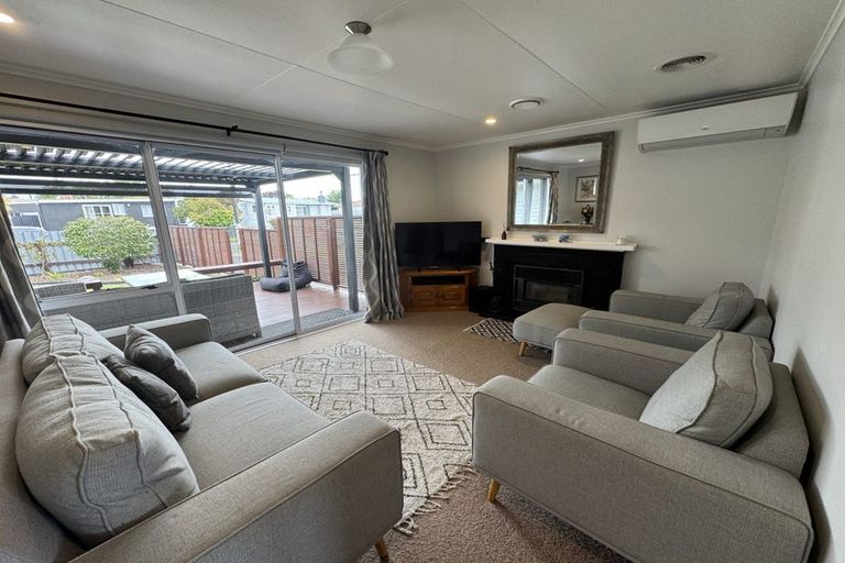 Photo of property in 20 Jull Crescent, Waipukurau, 4200