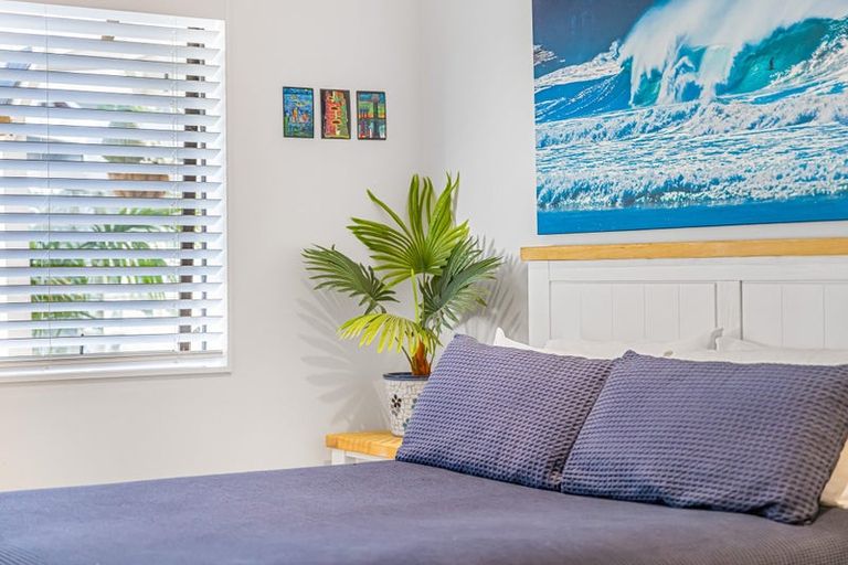 Photo of property in 9 Westpark Drive, West Harbour, Auckland, 0618