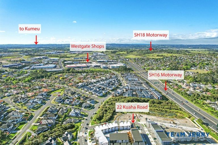 Photo of property in 22 Kuaha Road, Massey, Auckland, 0614