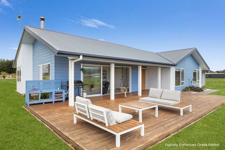 Photo of property in 38 Kanuka Drive, Waitarere, Levin, 5510
