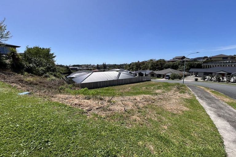Photo of property in 1 Frederick Place, Whalers Gate, New Plymouth, 4310