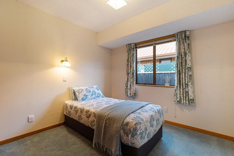 Photo of property in 1/41 Kilmarnock Street, Riccarton, Christchurch, 8011