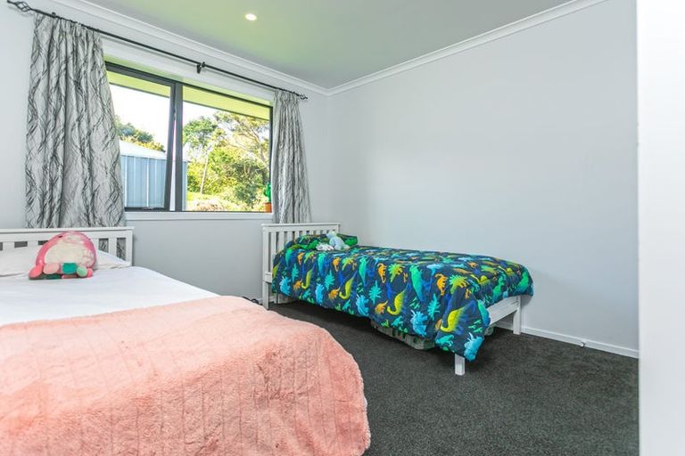 Photo of property in 2 Cherry Lane, Coromandel, 3506