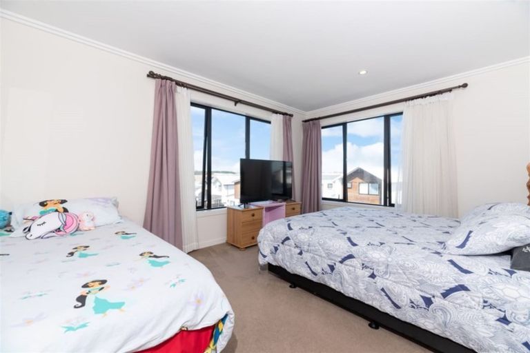 Photo of property in 22 Saltmarsh Road, Hobsonville, Auckland, 0616