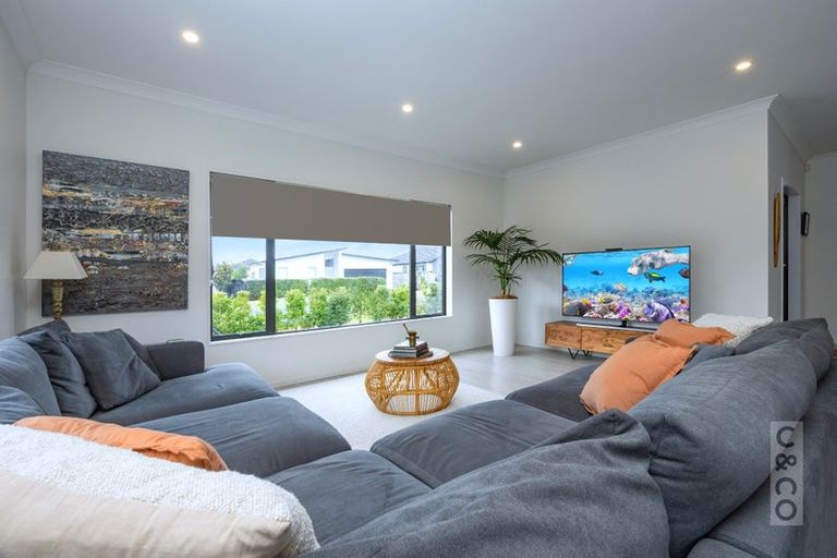 Photo of property in 58 Fruitlands Road, Kumeu, 0810
