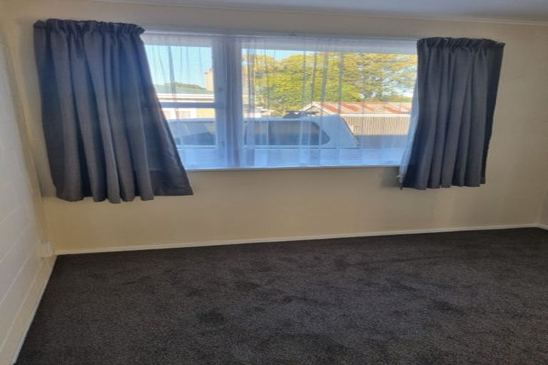 Photo of property in 353 College Street, West End, Palmerston North, 4410