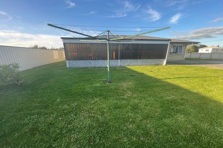 Photo of property in 70 Miro Street, Inglewood, 4330