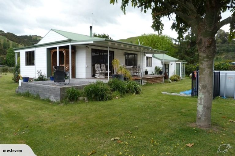 Photo of property in 289 State Highway 5, Eskdale, Napier, 4182
