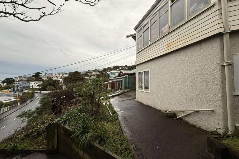 Photo of property in 30 Childers Terrace, Kilbirnie, Wellington, 6022