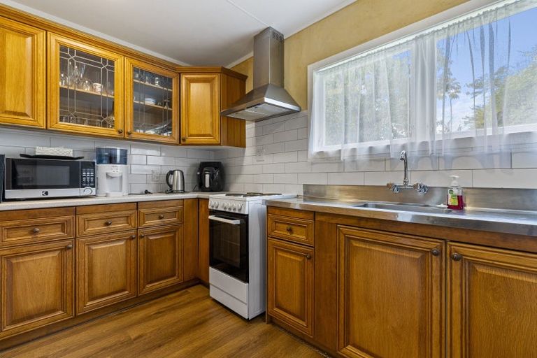 Photo of property in 12 Falkner Park, Taumarunui, 3920