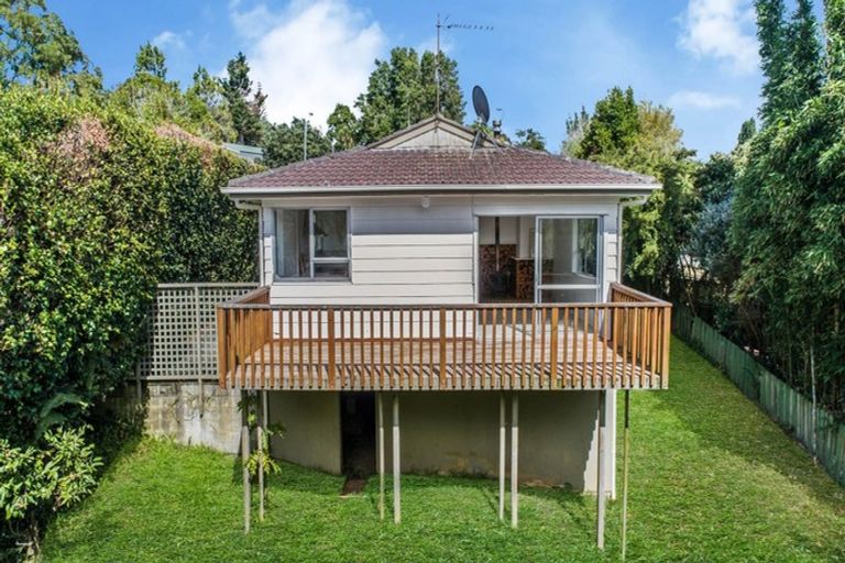 Photo of property in 72 Vandeleur Avenue, Birkdale, Auckland, 0626