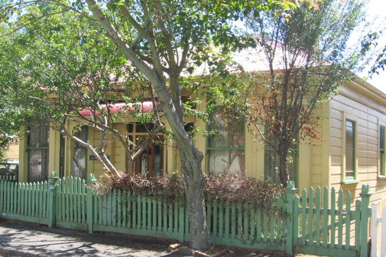 Photo of property in 8 Tainui Terrace, Mount Cook, Wellington, 6021