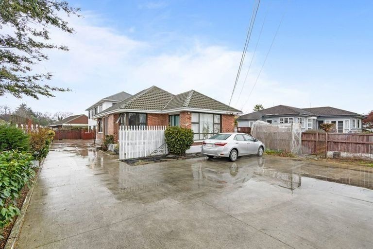 Photo of property in 22 Field Terrace, Upper Riccarton, Christchurch, 8041