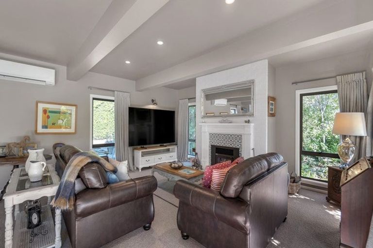 Photo of property in 2 Powells Road, Oxford, 7430