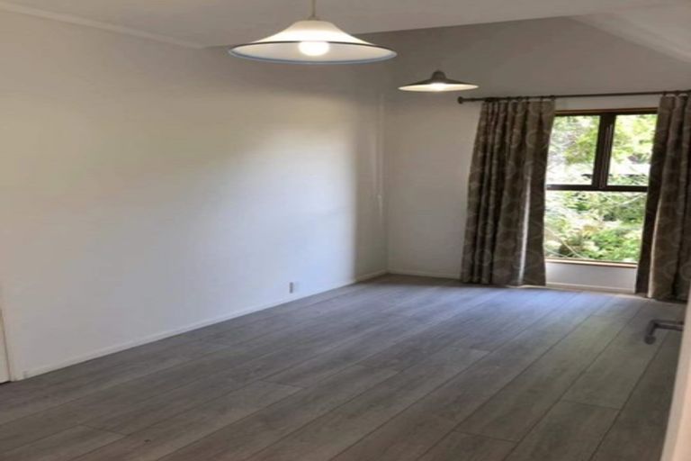 Photo of property in 36 Murvale Drive, Bucklands Beach, Auckland, 2014