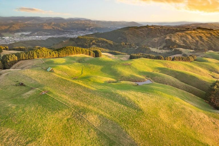 Photo of property in 492 Moonshine Hill Road, Moonshine Valley, Porirua, 5381