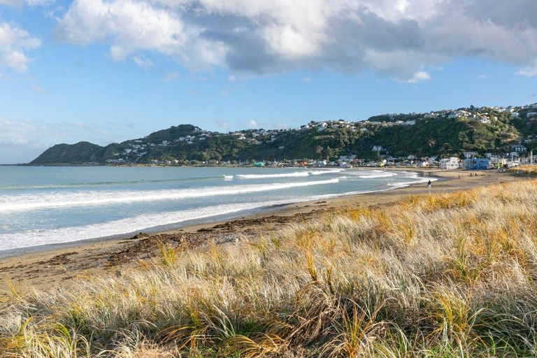 Photo of property in 8b Lyall Parade, Lyall Bay, Wellington, 6022
