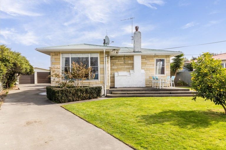 Photo of property in 32 Hyla Road, Haumoana, 4102