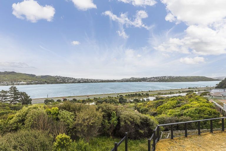 Photo of property in 40 John Burke Drive, Aotea, Porirua, 5024