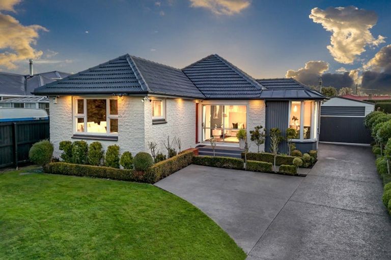 Photo of property in 25 Vardon Crescent, Shirley, Christchurch, 8061
