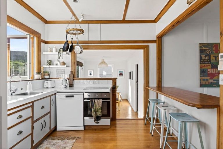 Photo of property in 3 Pare Street, Wainui, Gisborne, 4010