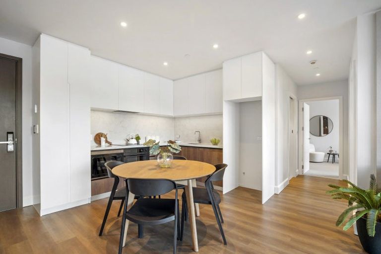 Photo of property in 223 Lake Road, Belmont, Auckland, 0622