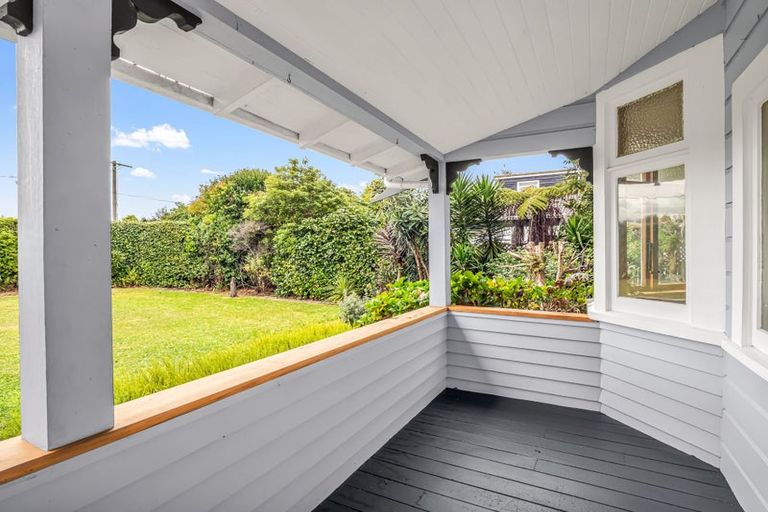 Photo of property in 17 Sussex Street, Levin, 5510