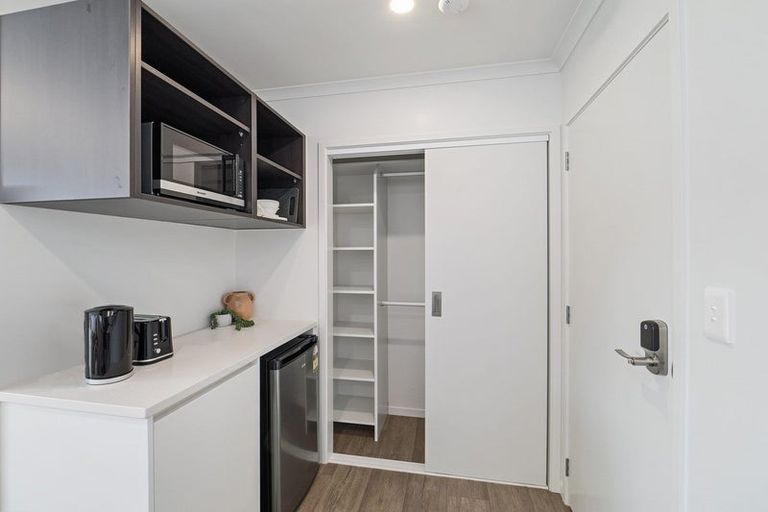 Photo of property in 159 Upper Harbour Highway, Unsworth Heights, Auckland, 0632
