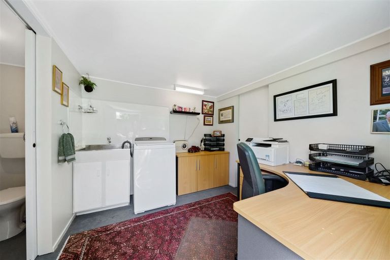 Photo of property in 170 Tiro Tiro Road, Levin, 5510