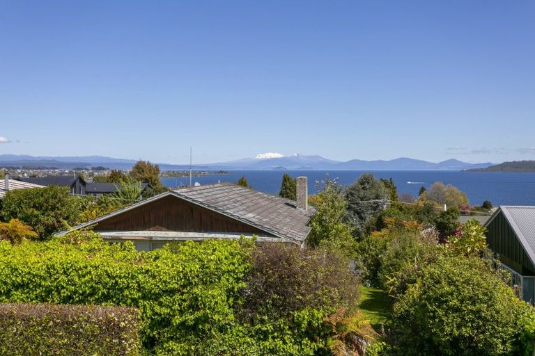 Photo of property in 27 Ngamotu Road, Taupo, 3330