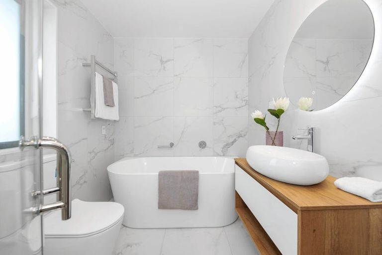 Photo of property in 10 Hughs Way, Flat Bush, Auckland, 2019