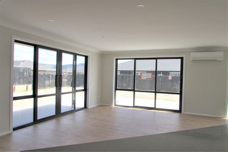 Photo of property in 23 Hopkirk Avenue, Wallaceville, Upper Hutt, 5018