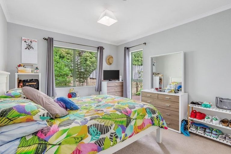 Photo of property in 3 Princess Maria Place, Massey, Auckland, 0614