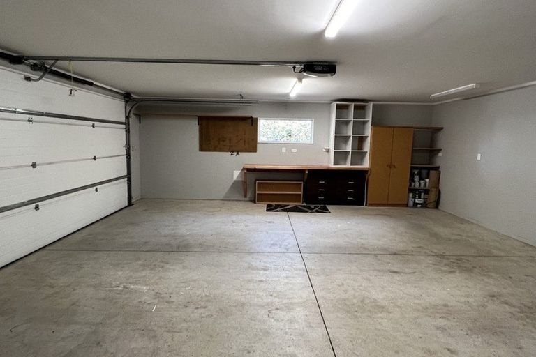 Photo of property in 2a Busby Hill, Havelock North, 4130