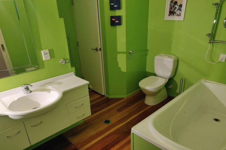 Photo of property in 10/20 Egmont Street, Te Aro, Wellington, 6011