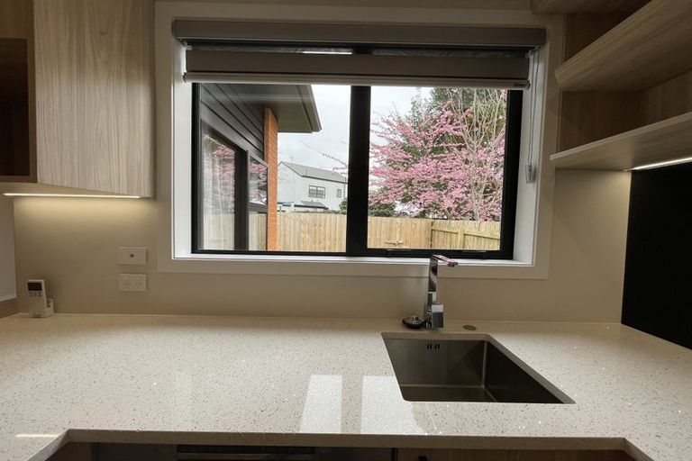 Photo of property in 1 Casey Avenue, Fairfield, Hamilton, 3214