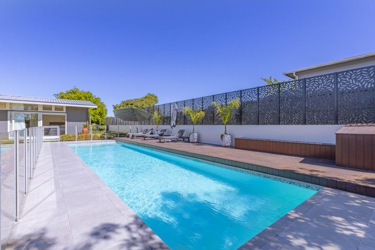 Photo of property in 15 Goodger Street, Waipukurau, 4200