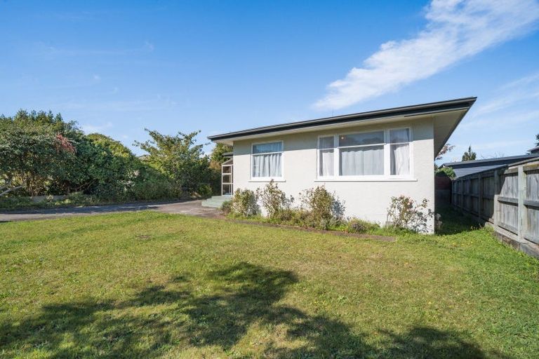 Photo of property in 32 Aberdeen Avenue, Takaro, Palmerston North, 4412