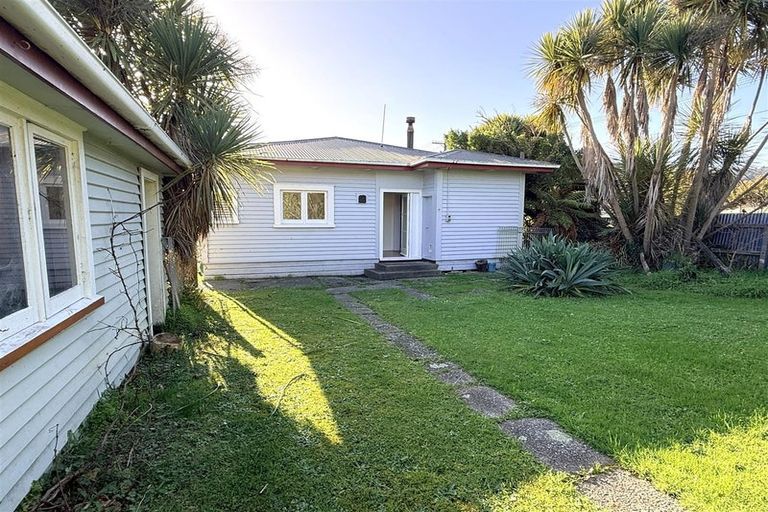 Photo of property in 62 Marlborough Street, Greymouth, 7805