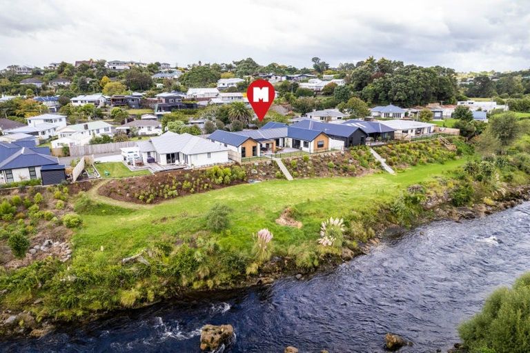 Photo of property in 20b Gordon Street, Glen Avon, New Plymouth, 4312