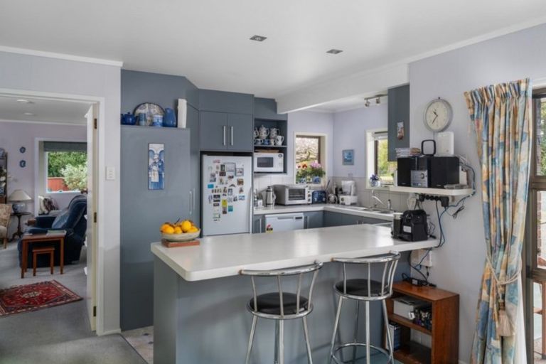 Photo of property in 7 Kathleen Place, Rainbow Point, Taupo, 3330