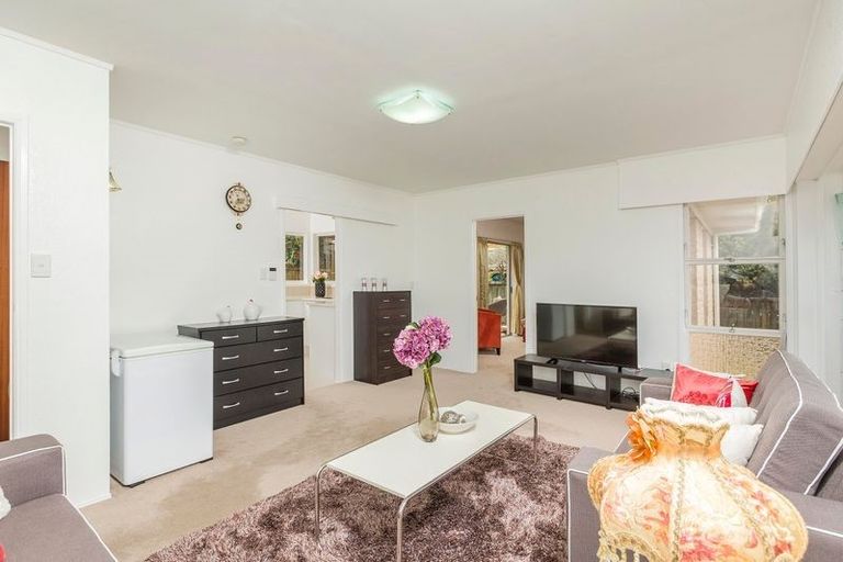 Photo of property in 2/349 Pakuranga Road, Pakuranga Heights, Auckland, 2010
