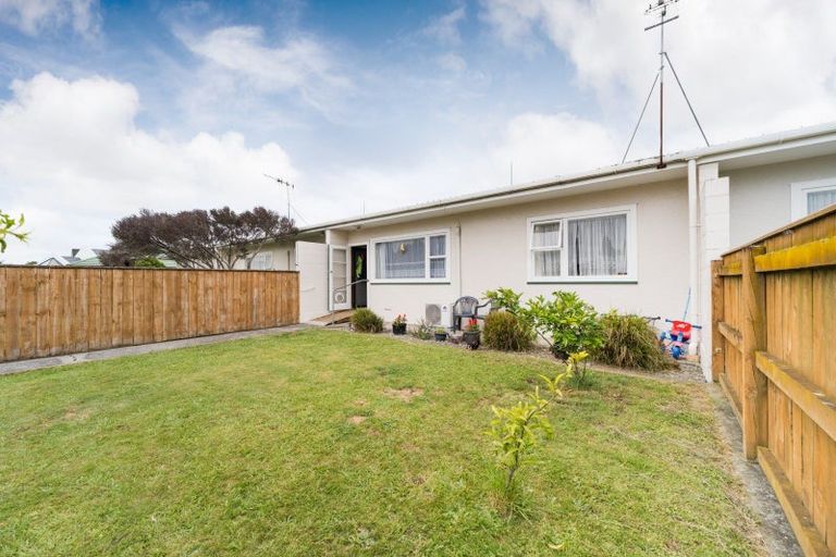 Photo of property in 2b Martin Street, Palmerston North, 4414