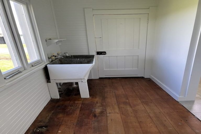 Photo of property in 259 Arapaepae Road, Levin, 5571