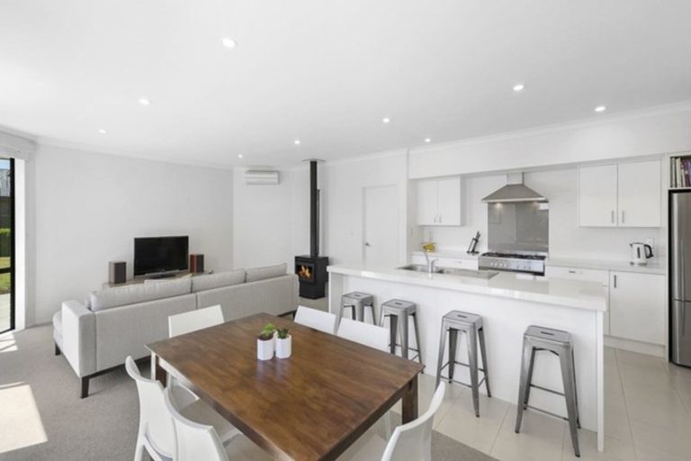 Photo of property in 12 Christie Place, Rolleston, 7614