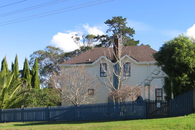 Photo of property in 10 Sunkist Bay Road, Beachlands, Auckland, 2018