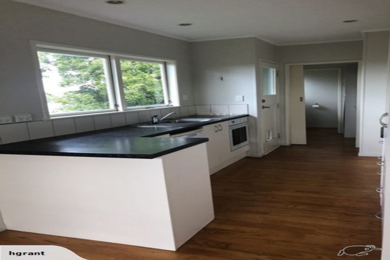 Photo of property in 3 Castleton Street, Birkdale, Auckland, 0626