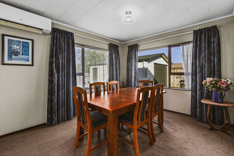 Photo of property in 8a Clarence Cox Crescent, Pirimai, Napier, 4112
