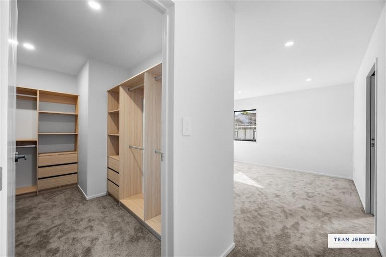 Photo of property in 339b Bucklands Beach Road, Bucklands Beach, Auckland, 2012