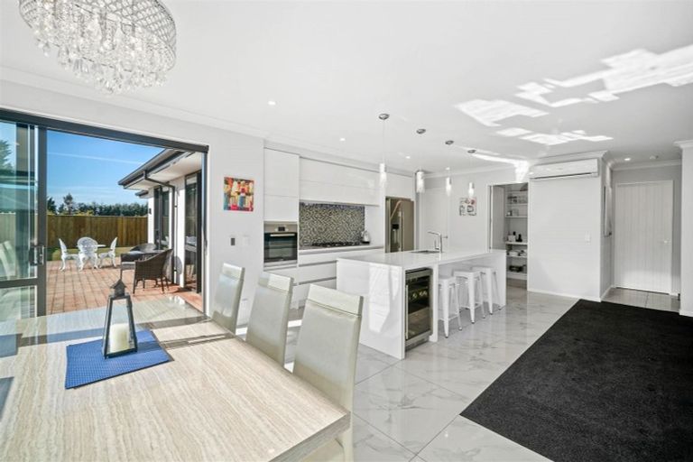 Photo of property in 37 Hungerford Drive, Rolleston, 7615